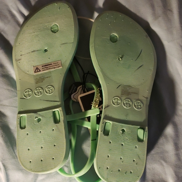 Women's sandals - Picture 3 of 3